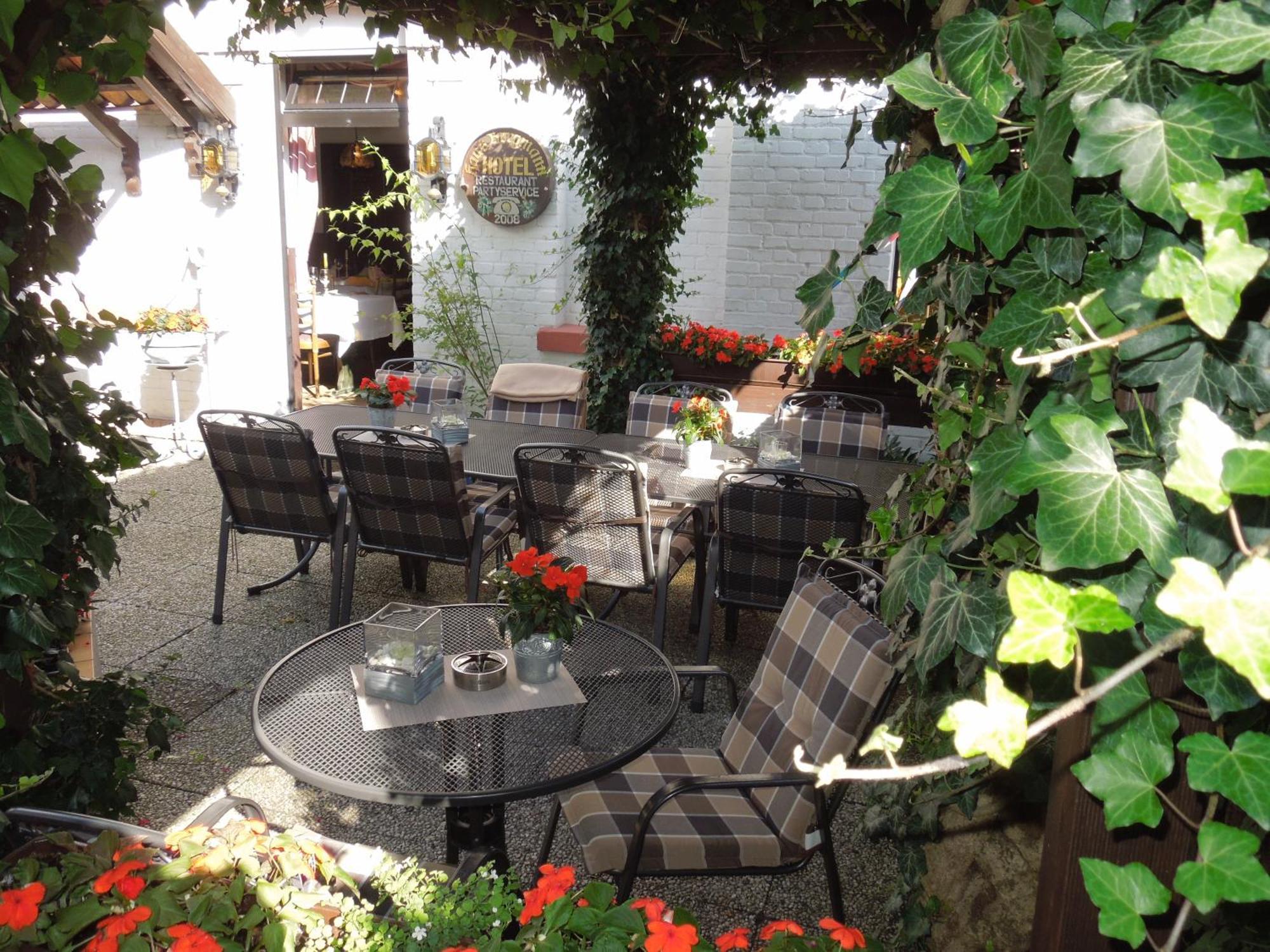 Hotel Haus Bergmann Harsewinkel Esterno foto